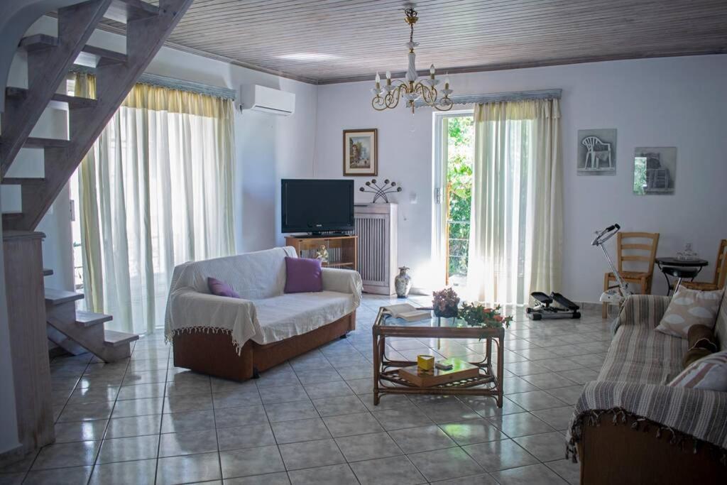 Ostria House Villa Pinakokhorion ภายนอก รูปภาพ