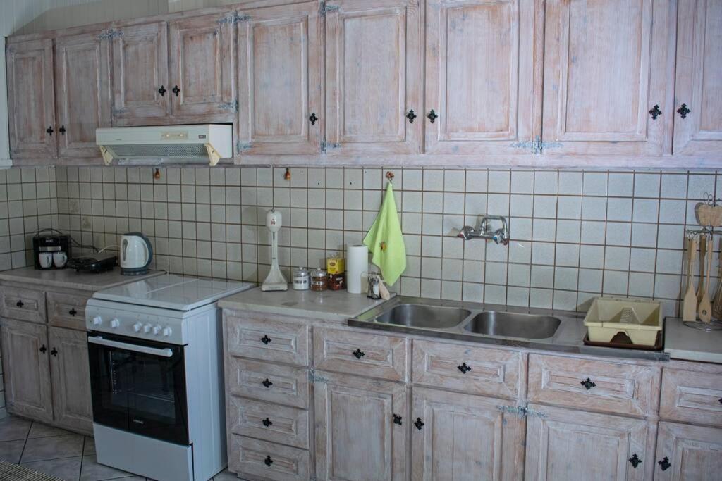 Ostria House Villa Pinakokhorion ภายนอก รูปภาพ